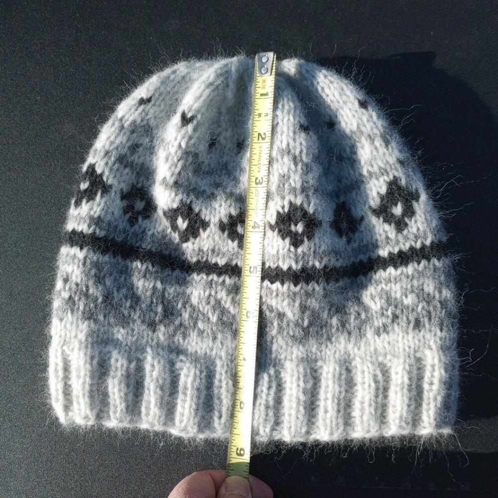 Men's Alpaca Fair Isle Beanie Wool Hat Handmade Knit White Gray Winter Nordic - Picture 8 of 9